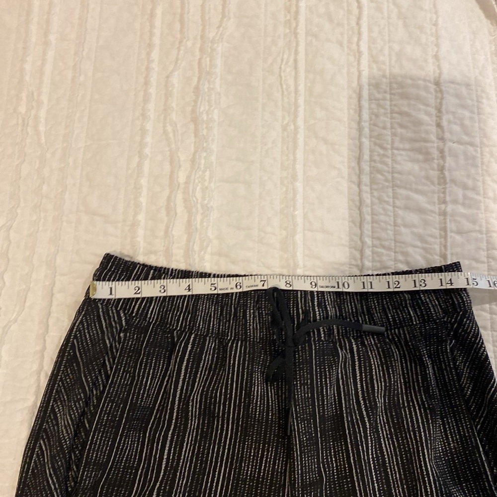 ATHLETA EUC - Picture 12 of 13